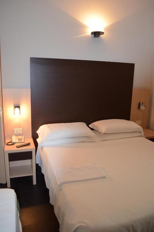 Hotel Aiglon Rimini Quarto foto