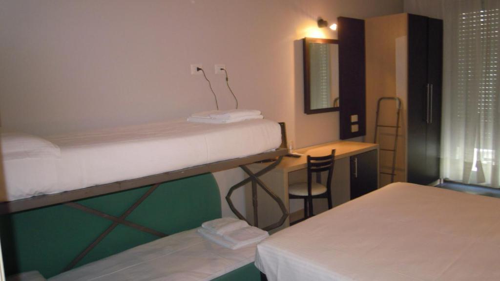 Hotel Aiglon Rimini Quarto foto